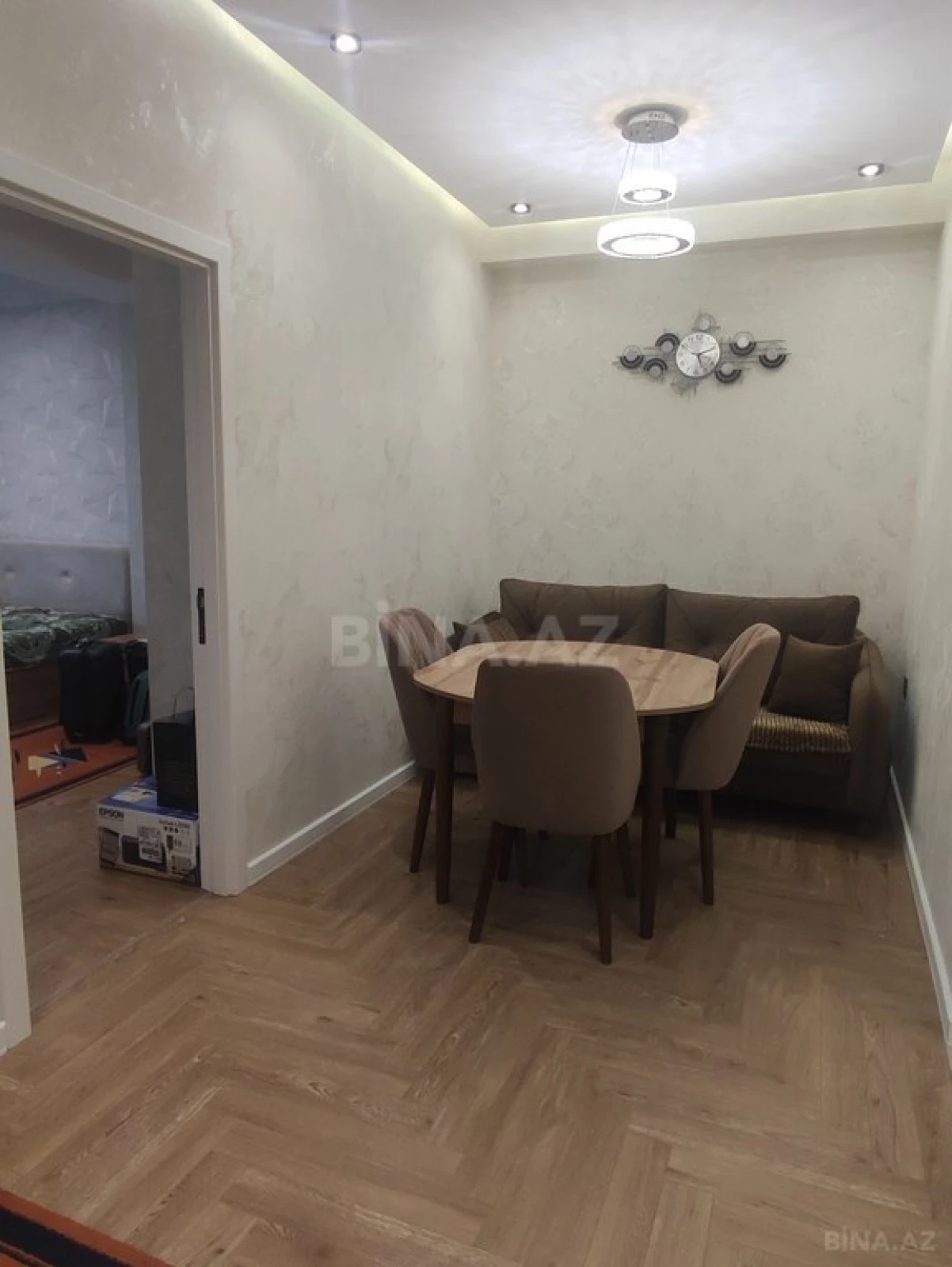 Kirayə verilir 2 otaqlı mənzil 70 m²
