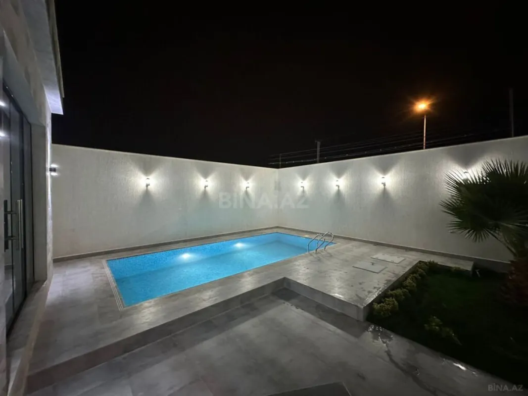 Satılır 4 otaqlı həyət evi 200 m²