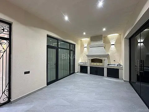 Satılır 4 otaqlı həyət evi 200 m²