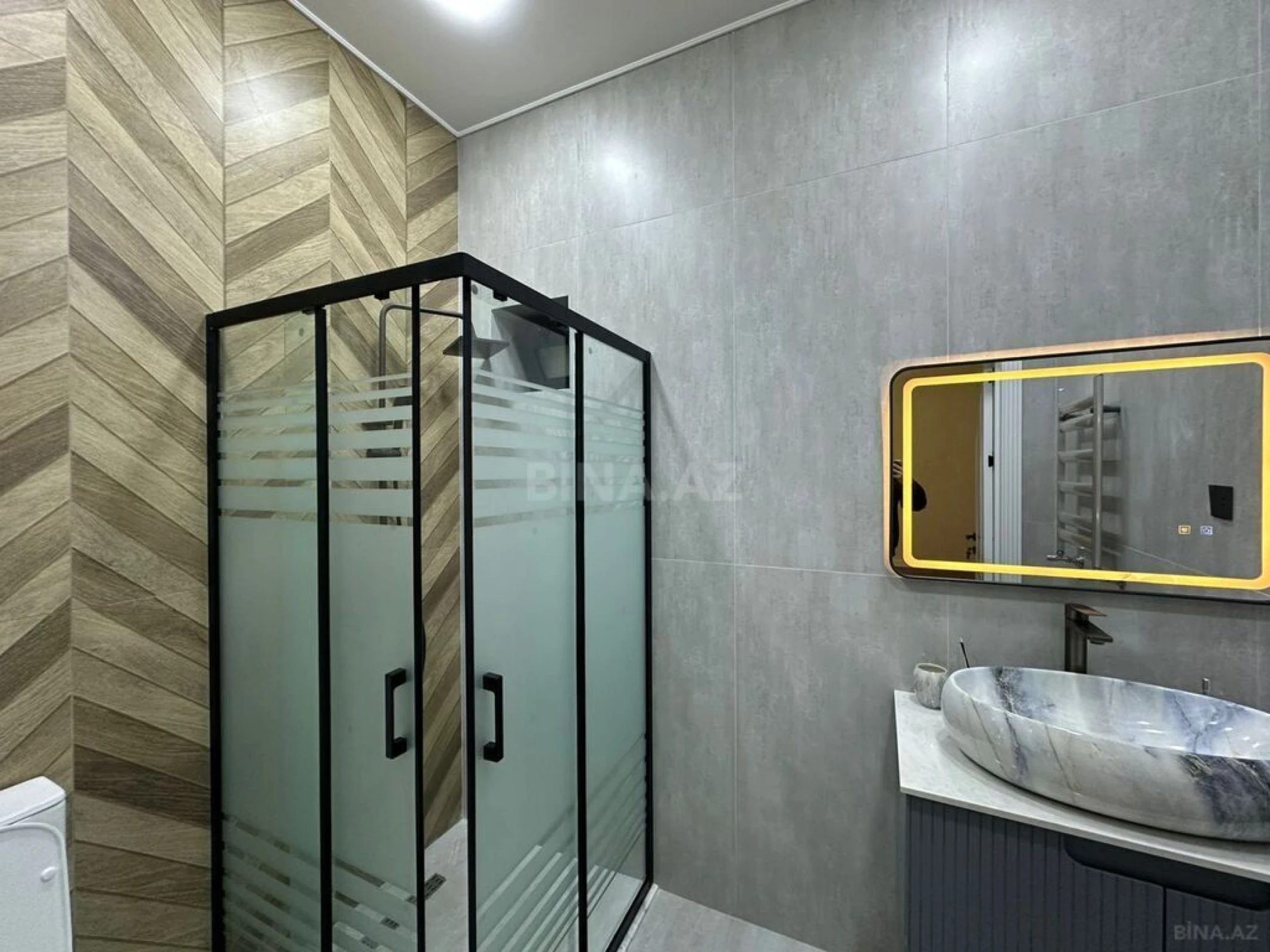 Satılır 4 otaqlı həyət evi 200 m²