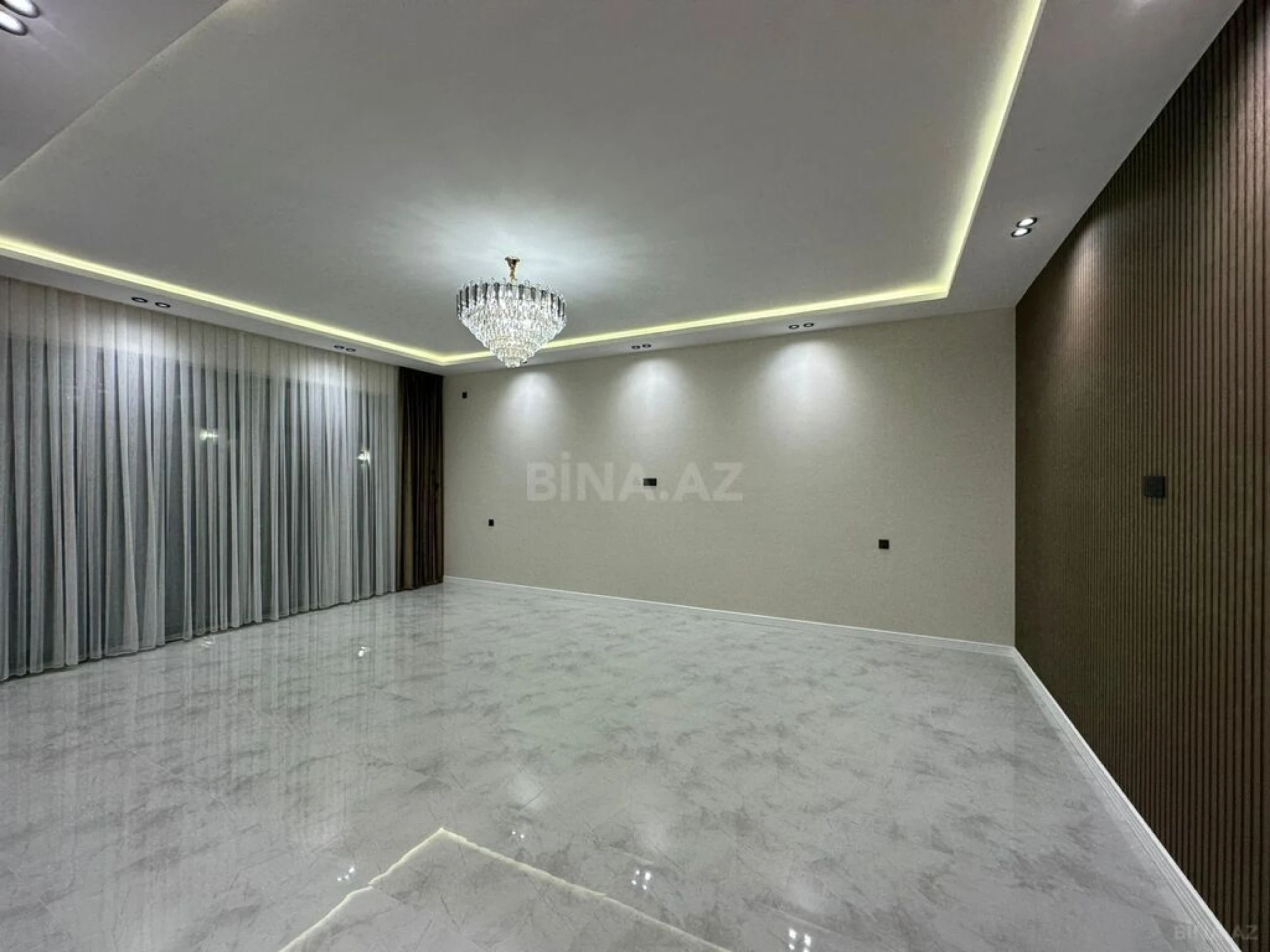 Satılır 4 otaqlı həyət evi 200 m²