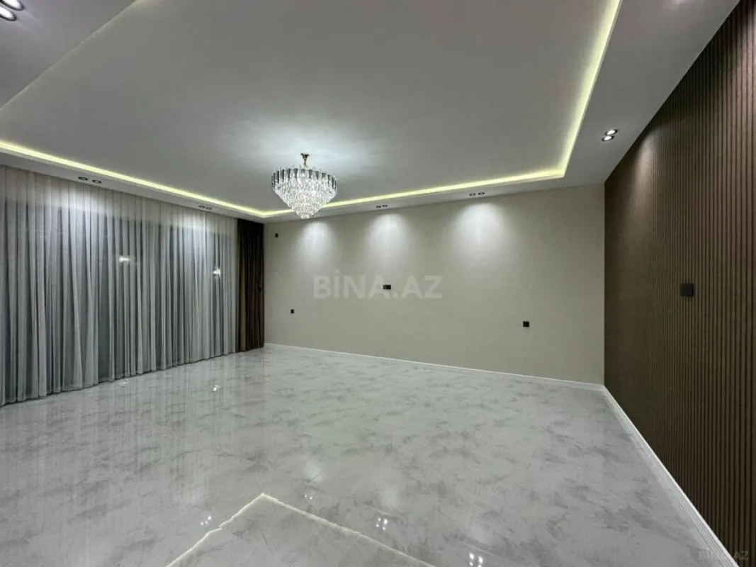 Satılır 4 otaqlı həyət evi 200 m²