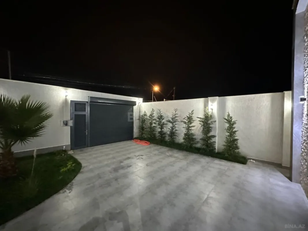 Satılır 4 otaqlı həyət evi 200 m²