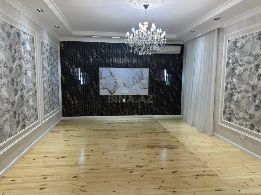 Satılır 6 otaqlı həyət evi 320 m²