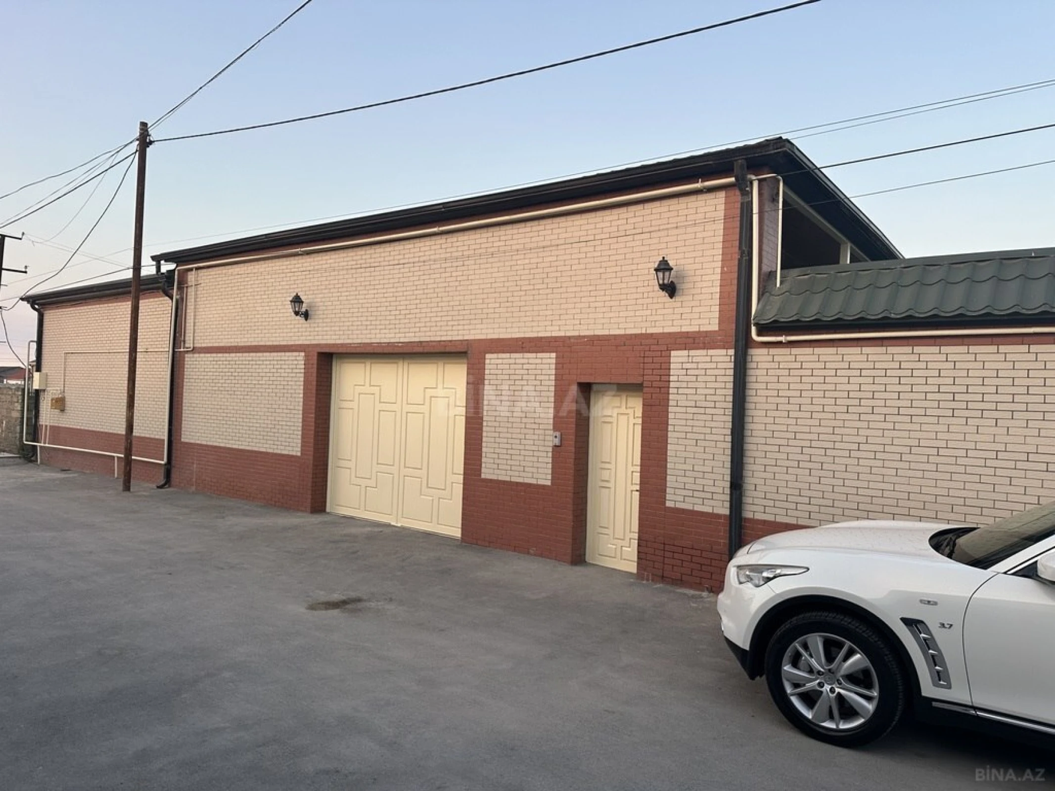 Satılır 6 otaqlı həyət evi 320 m²