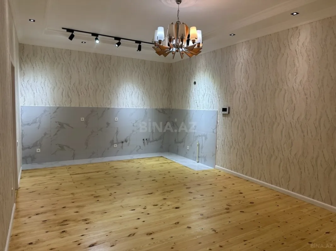 Satılır 6 otaqlı həyət evi 320 m²