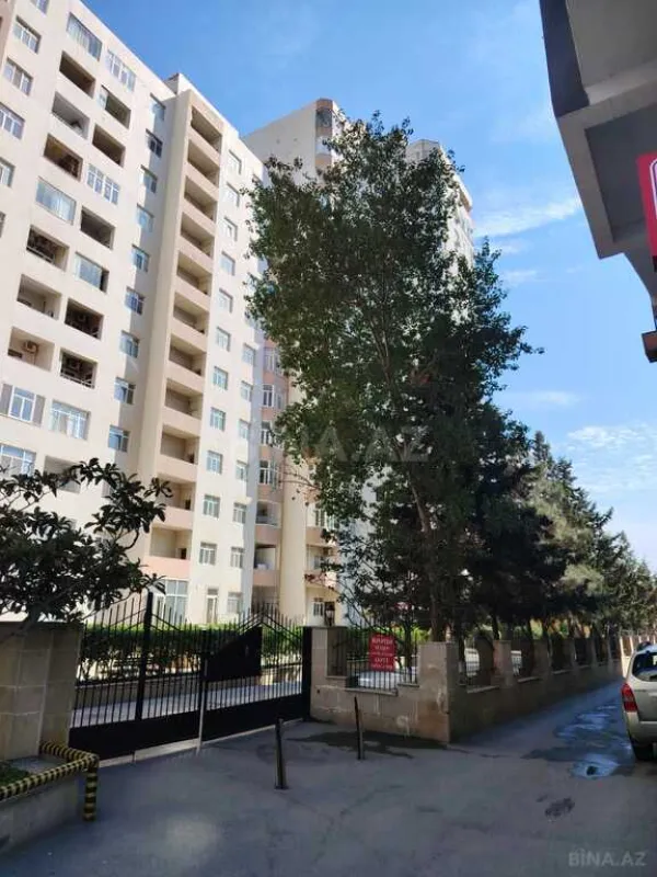 Satılır 3 otaqlı mənzil 126 m²