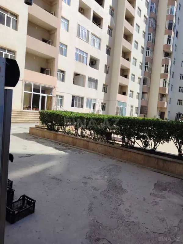 Satılır 3 otaqlı mənzil 126 m²