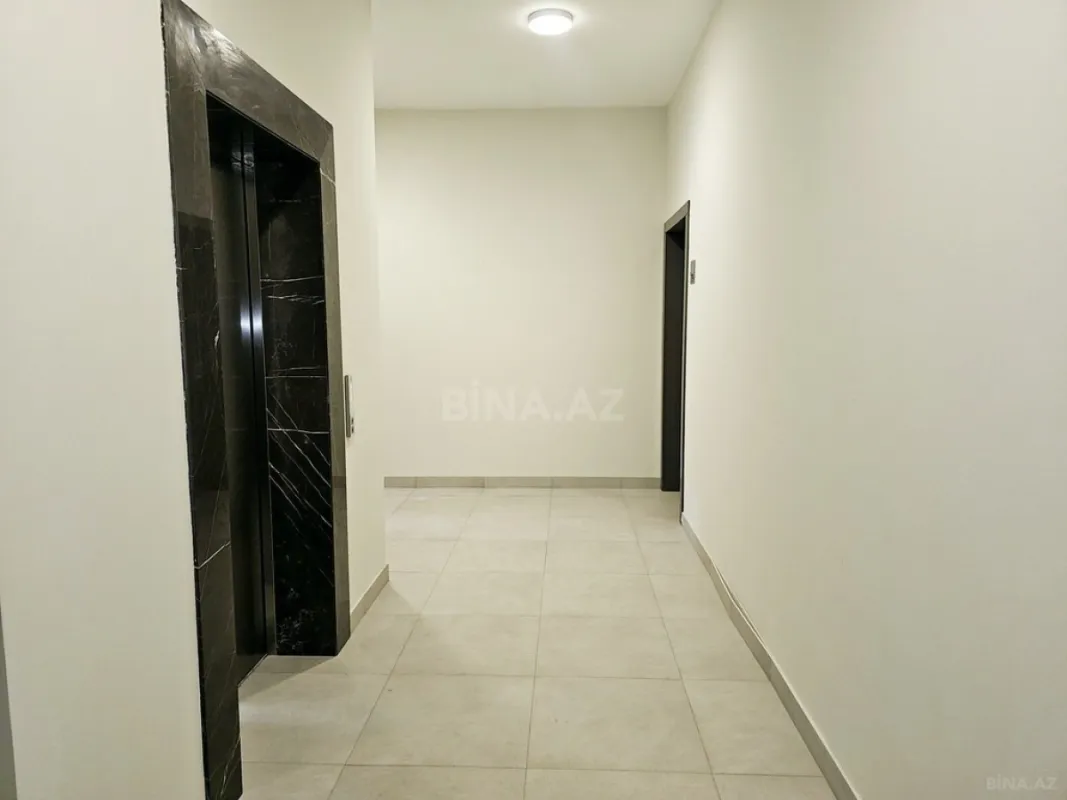 Satılır 3 otaqlı mənzil 148.4 m²