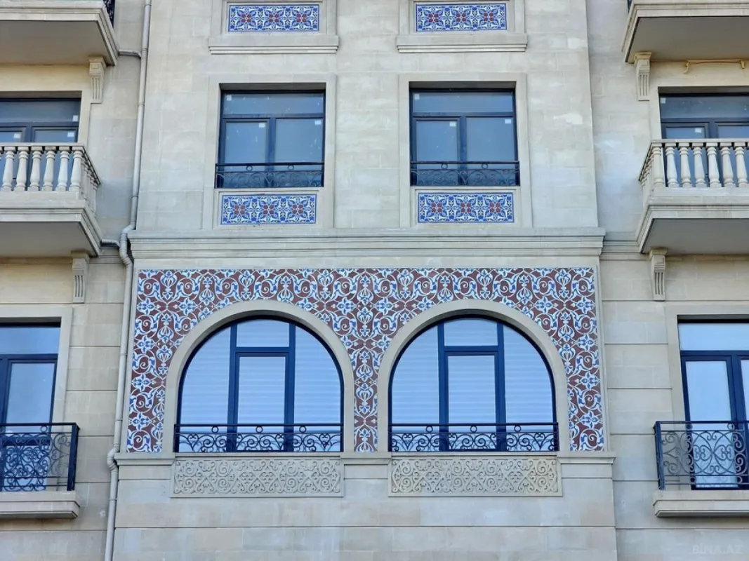 Satılır 3 otaqlı mənzil 148.4 m²