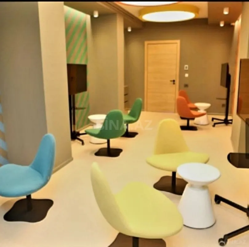 Satılır 3 otaqlı mənzil 148.4 m²