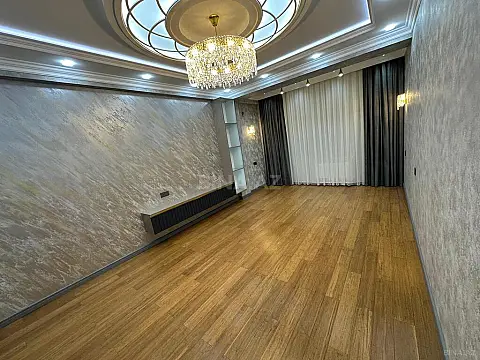Satılır 3 otaqlı mənzil 119 m²
