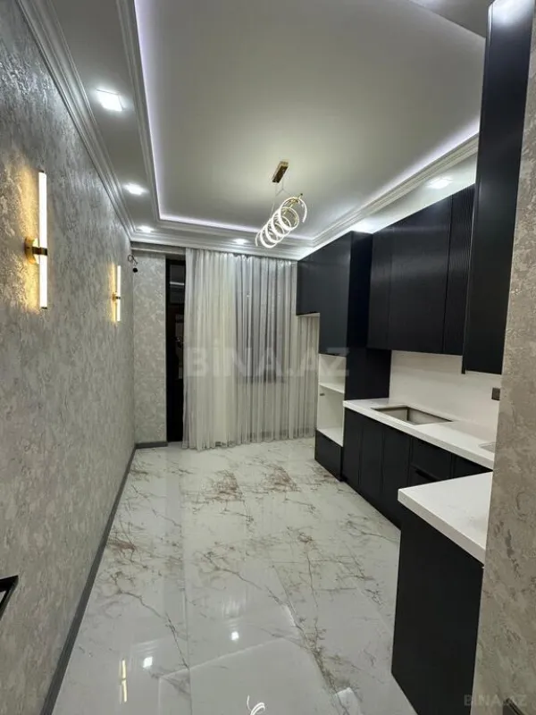 Satılır 3 otaqlı mənzil 119 m²