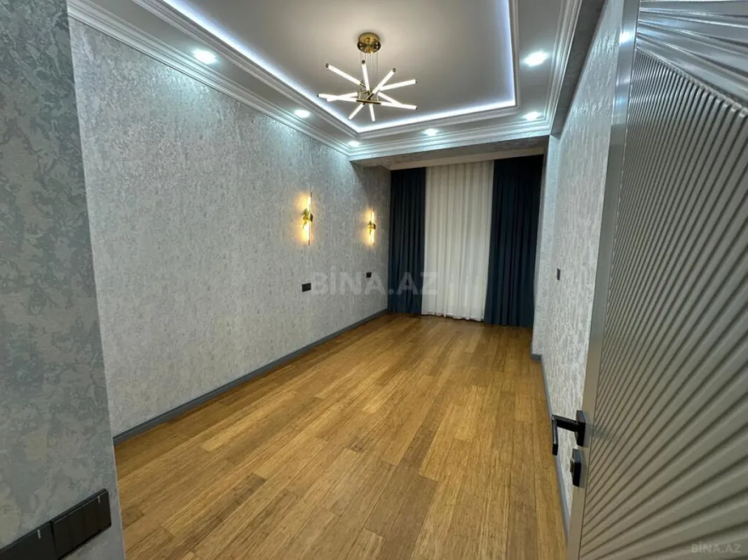 Satılır 3 otaqlı mənzil 119 m²