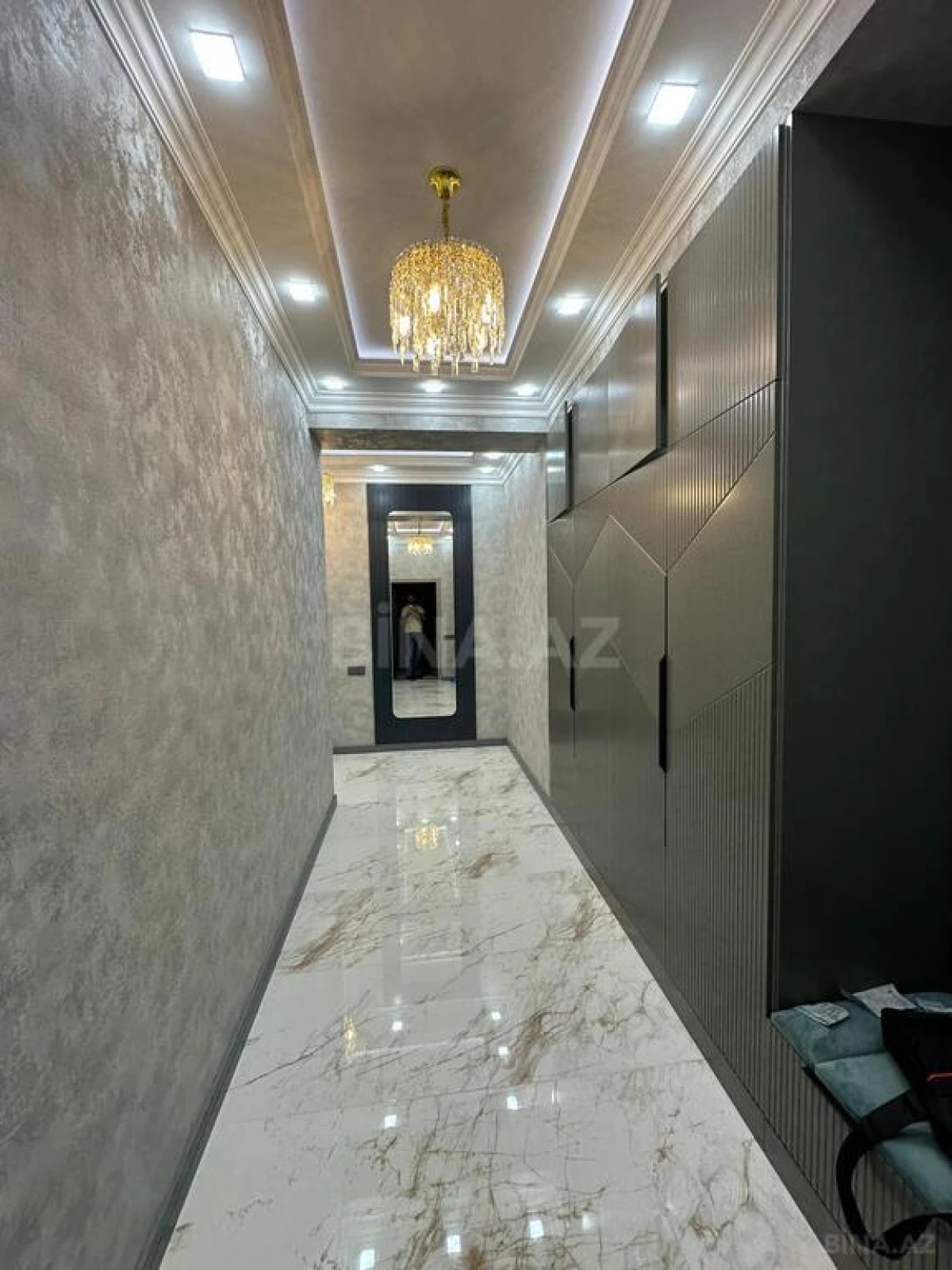 Satılır 3 otaqlı mənzil 119 m²