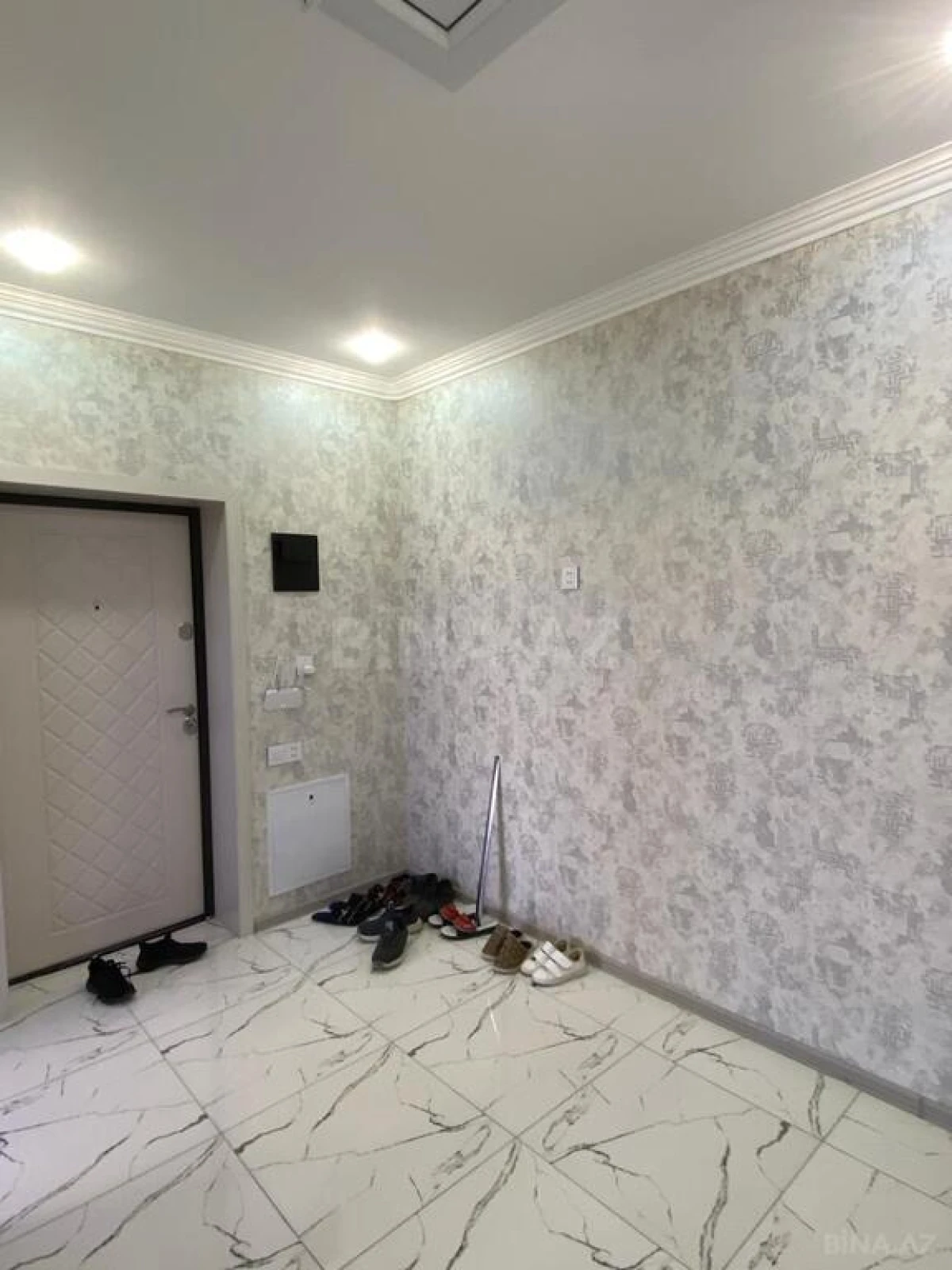 Satılır 3 otaqlı mənzil 83 m²