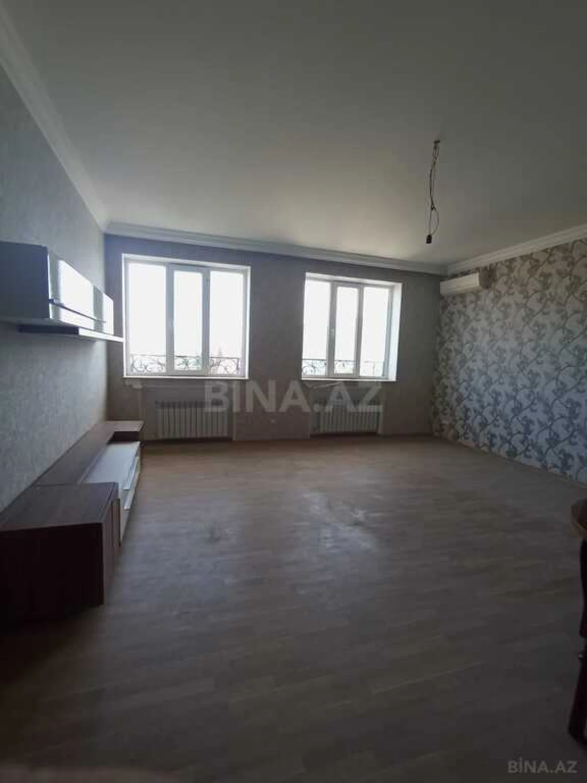 Kirayə verilir 9 otaqlı həyət evi 350 m²