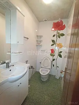 Kirayə verilir 9 otaqlı həyət evi 350 m²