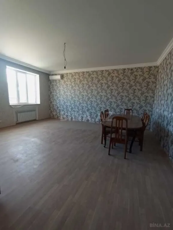 Kirayə verilir 9 otaqlı həyət evi 350 m²