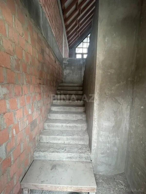 Satılır 3 otaqlı mənzil 95 m²