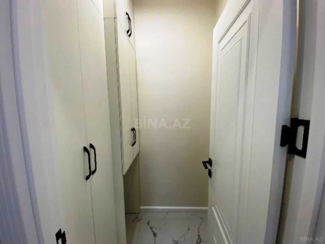 Satılır 3 otaqlı mənzil 107 m²