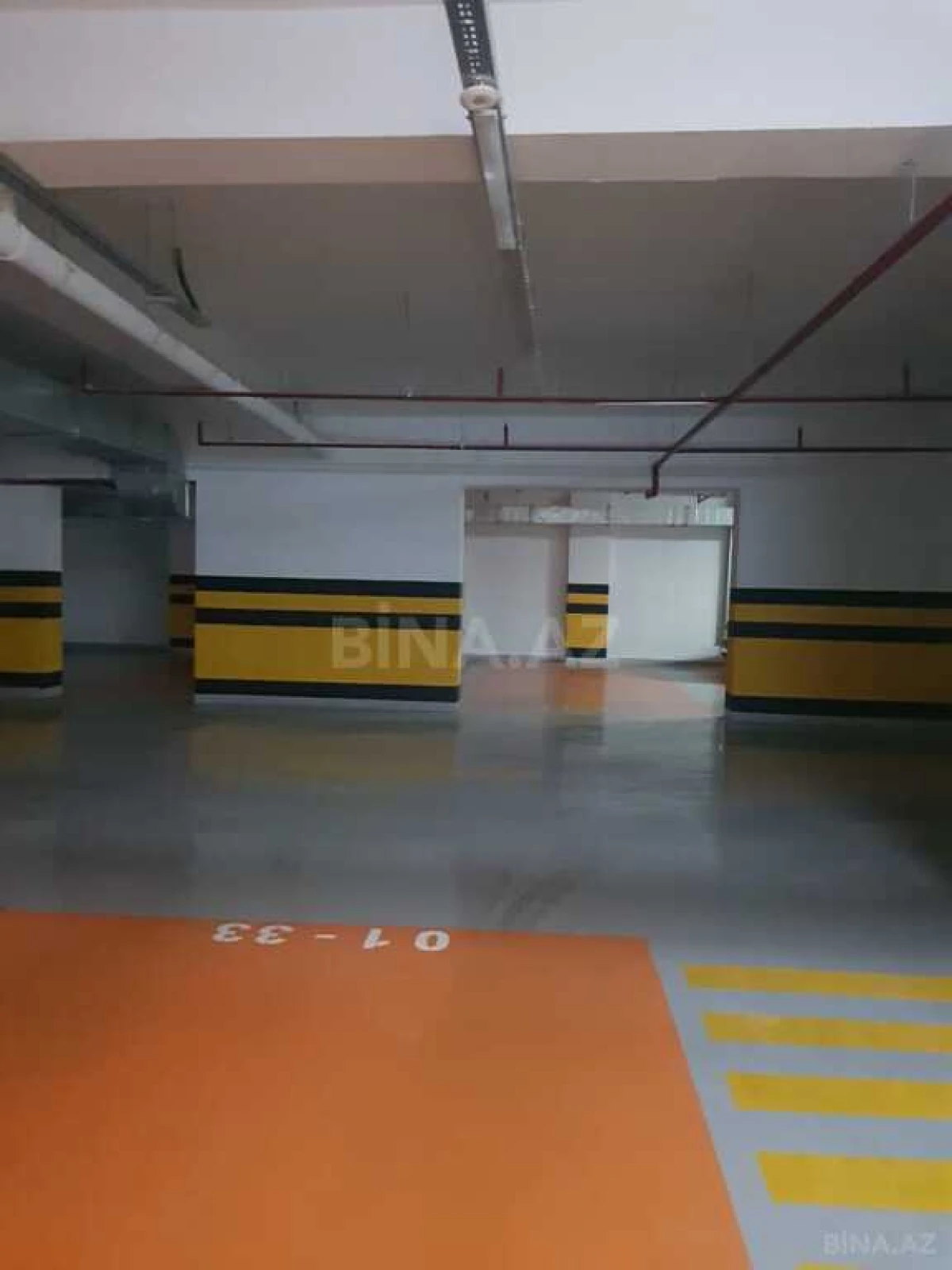 Satılır 4 otaqlı mənzil 200 m²