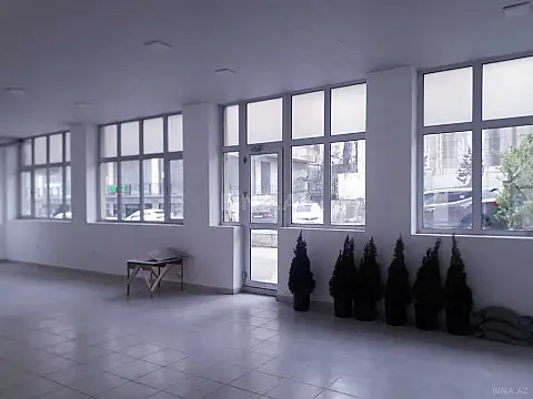 Kirayə verilir obyekt 200 m²
