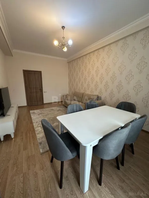 Satılır 2 otaqlı mənzil 60 m²