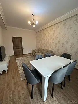Satılır 2 otaqlı mənzil 60 m²