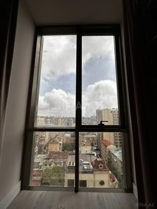 Kirayə verilir 3 otaqlı mənzil 120 m²
