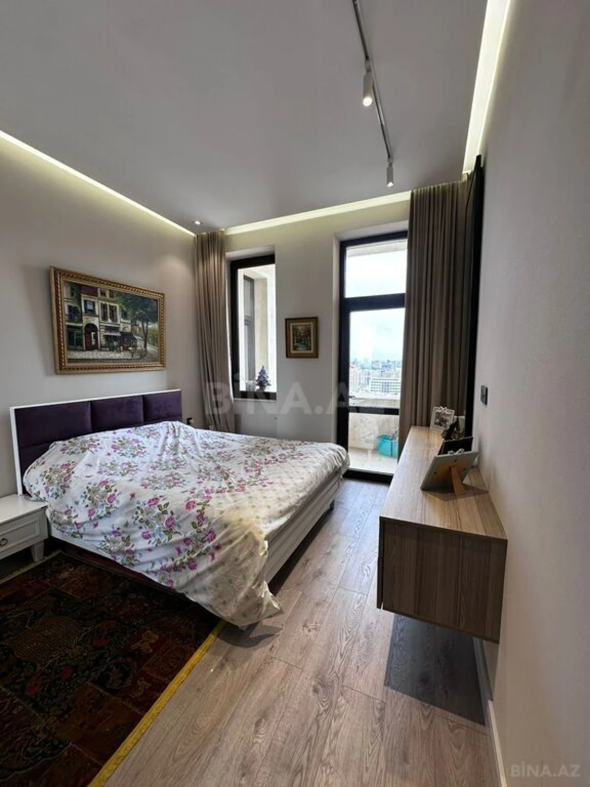 Kirayə verilir 3 otaqlı mənzil 120 m²
