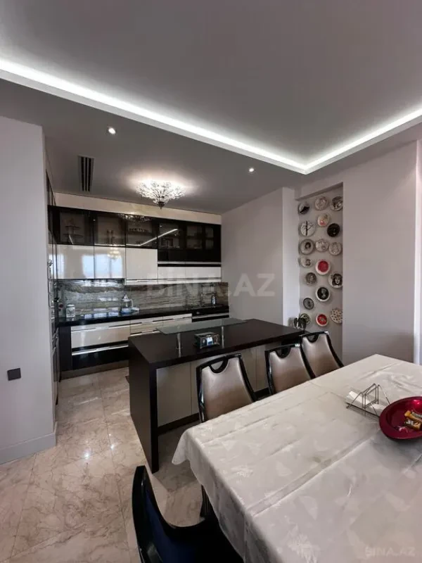 Kirayə verilir 3 otaqlı mənzil 120 m²