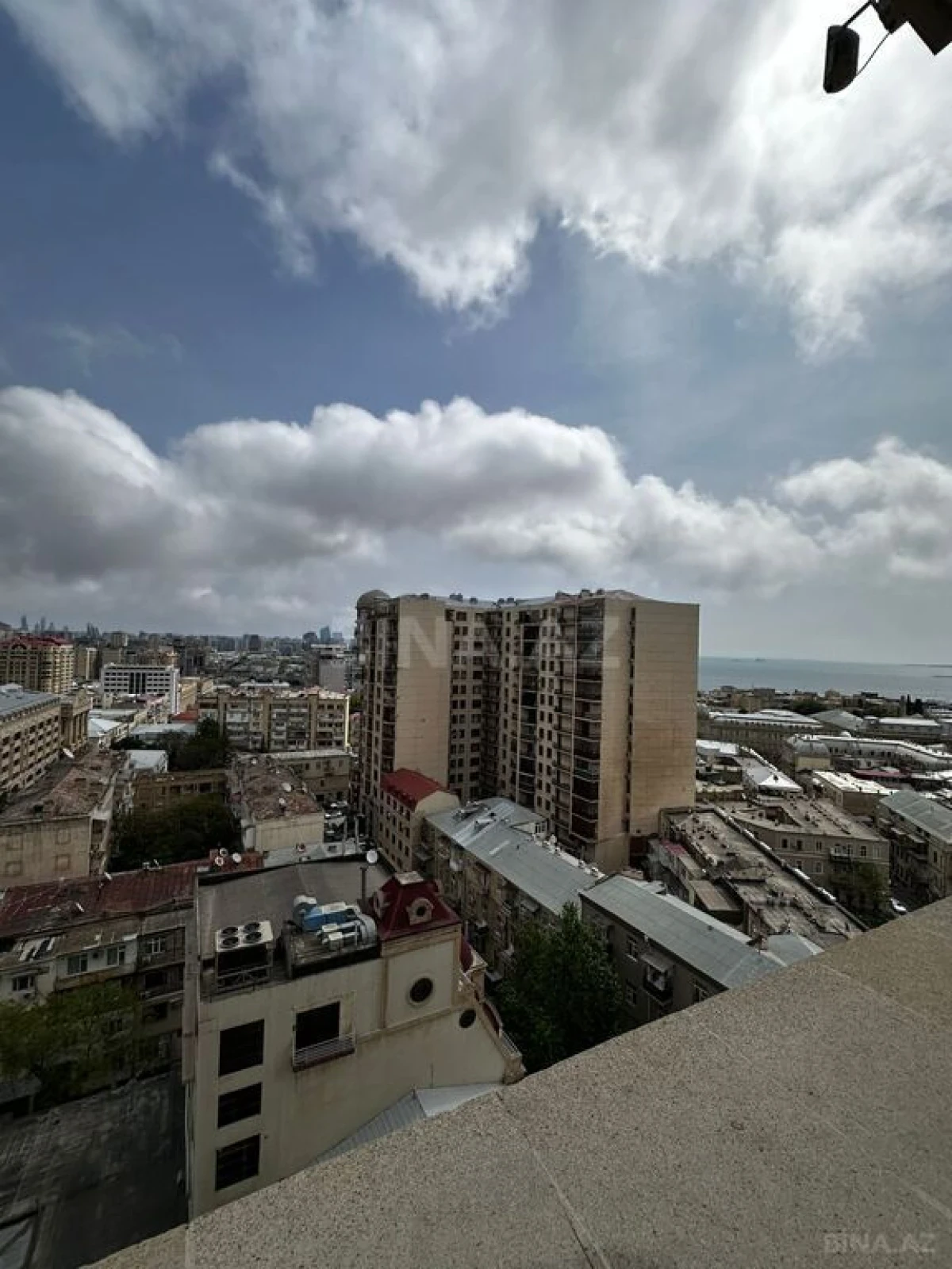 Kirayə verilir 3 otaqlı mənzil 120 m²