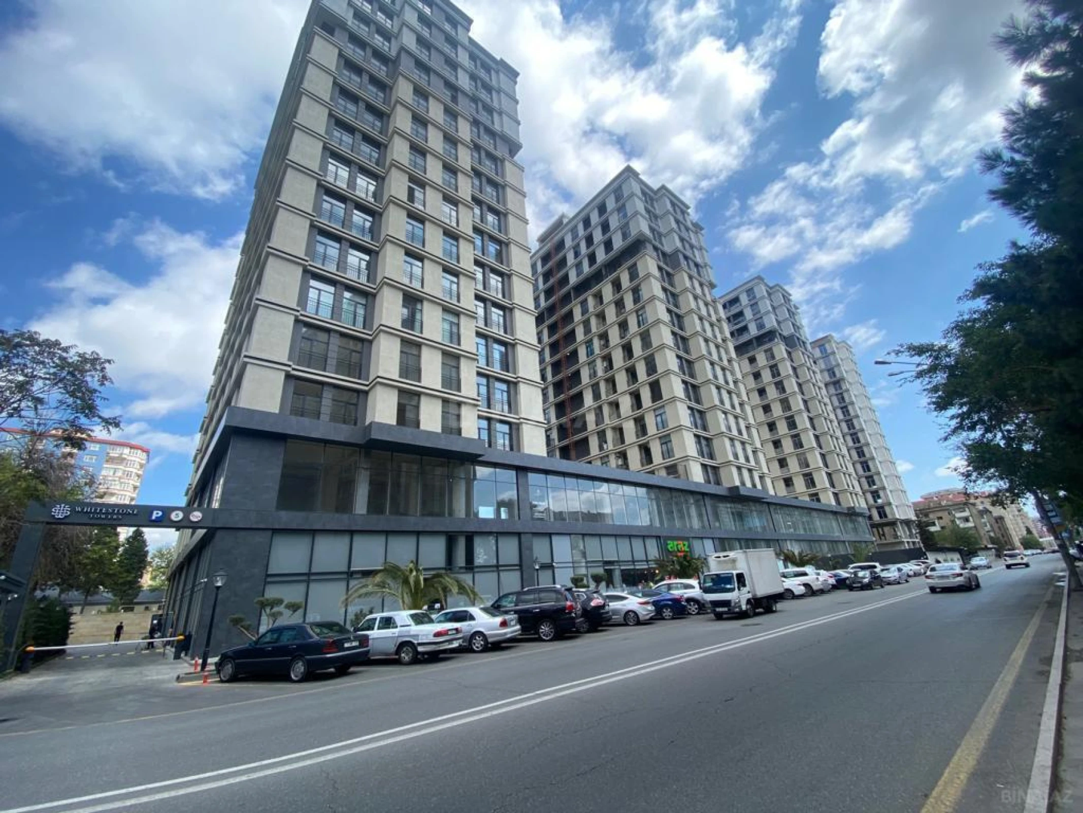 Satılır 2 otaqlı mənzil 86 m²