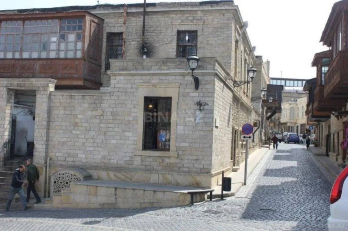 Kirayə verilir 3 otaqlı ofis 68 m²