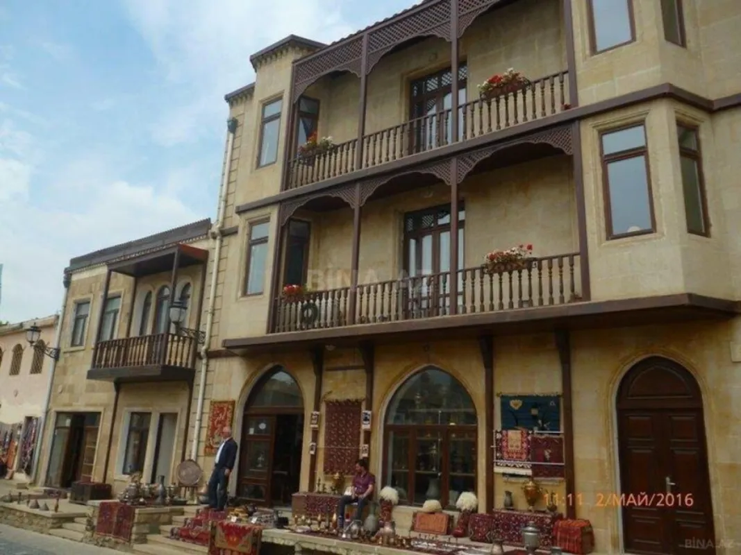 Kirayə verilir 3 otaqlı ofis 68 m²