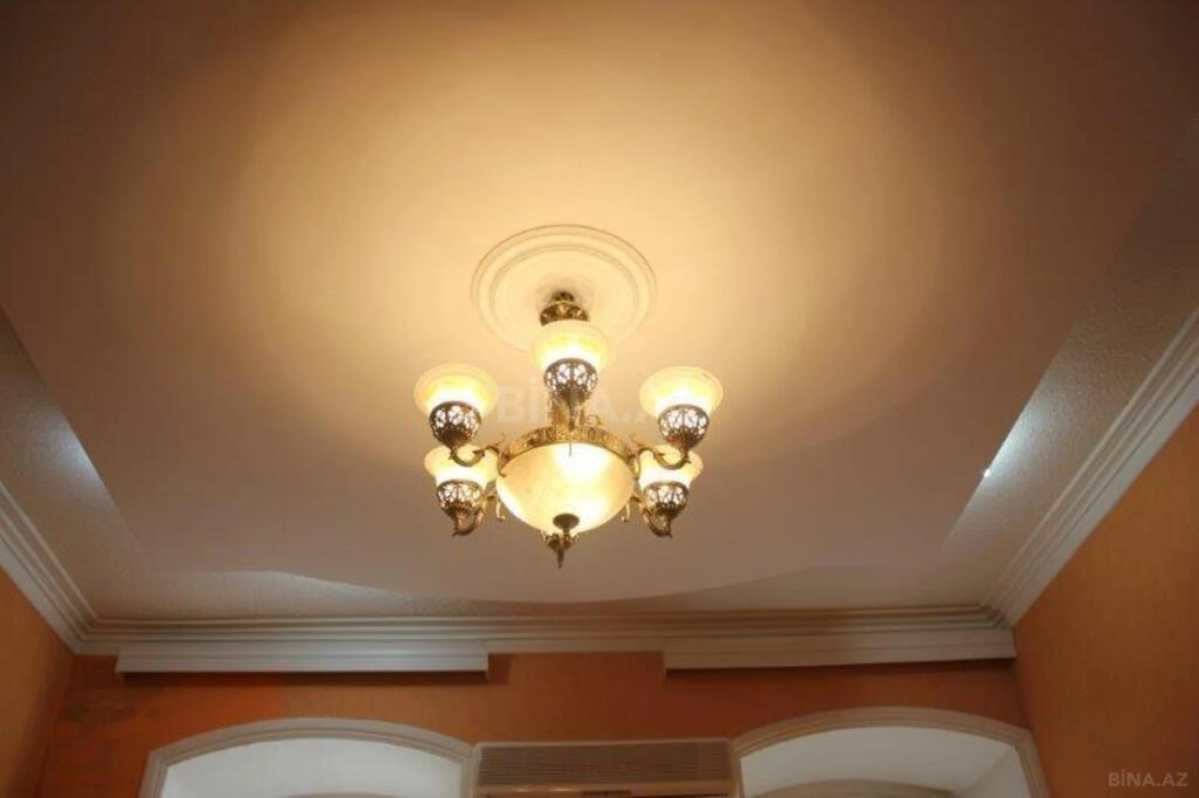 Kirayə verilir 3 otaqlı ofis 68 m²