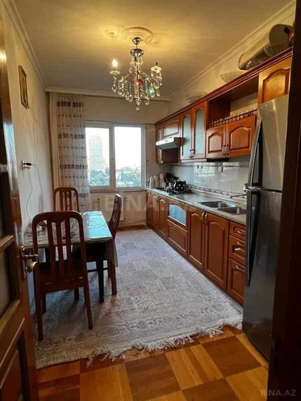 Satılır 3 otaqlı mənzil 96 m²