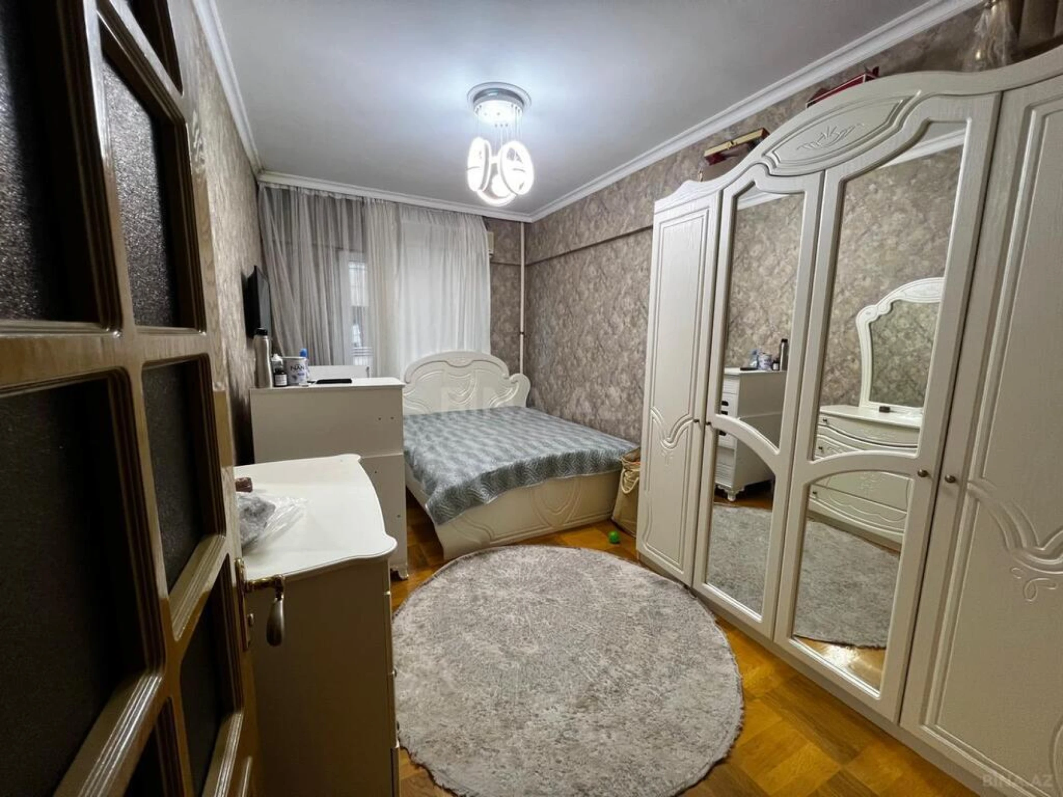 Satılır 3 otaqlı mənzil 96 m²