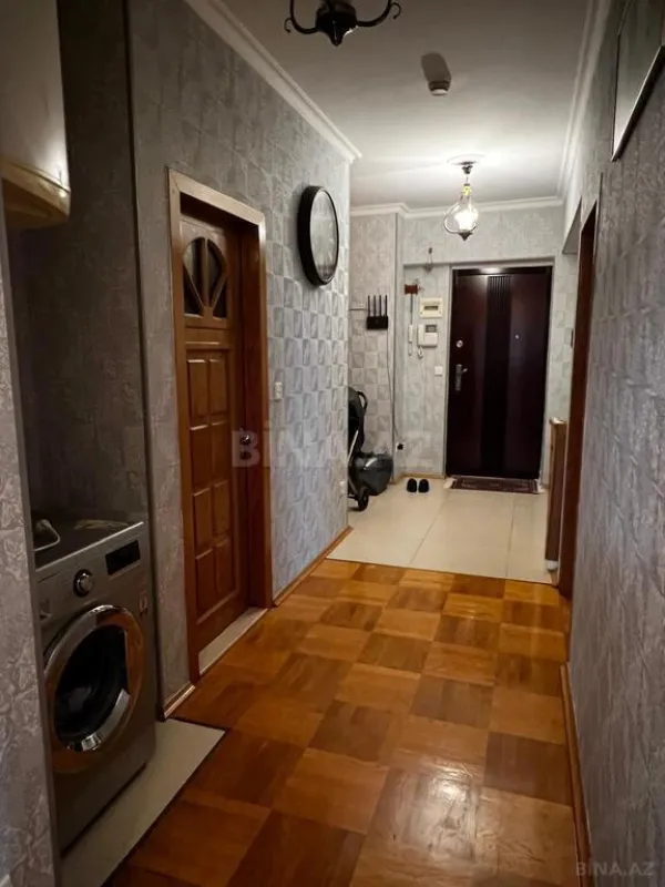 Satılır 3 otaqlı mənzil 96 m²