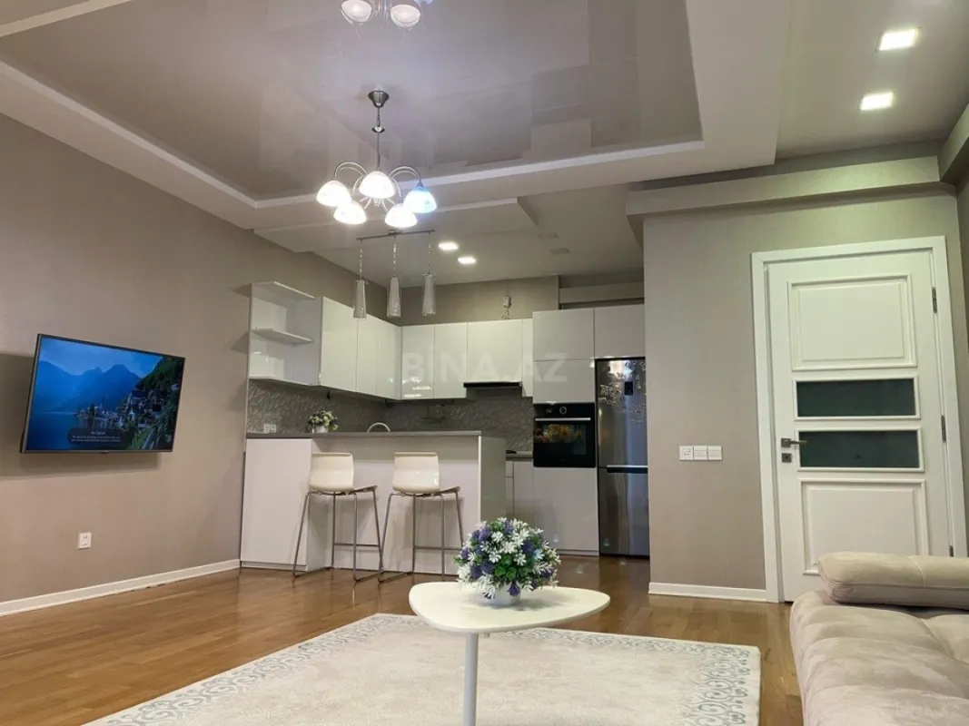 Kirayə verilir 2 otaqlı mənzil 89 m²