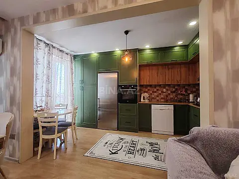 Satılır 3 otaqlı mənzil 112 m²