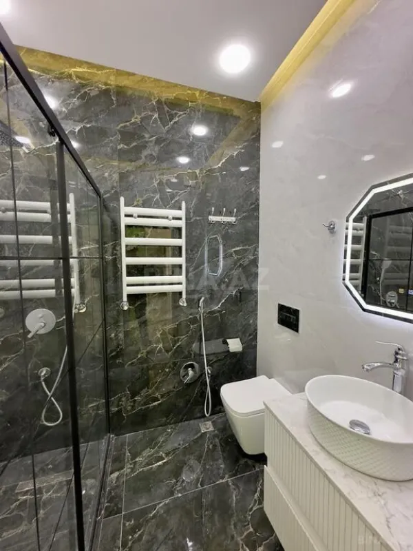 Satılır 3 otaqlı mənzil 95 m²