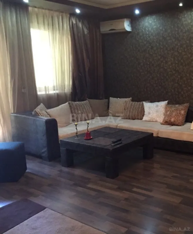 Kirayə verilir 3 otaqlı mənzil 155 m²