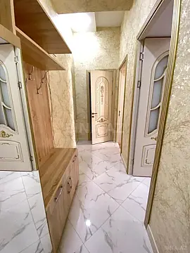 Kirayə verilir 2 otaqlı mənzil 90 m²