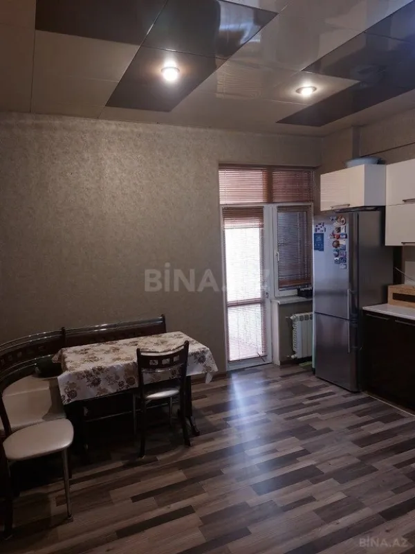 Kirayə verilir 2 otaqlı mənzil 80 m²