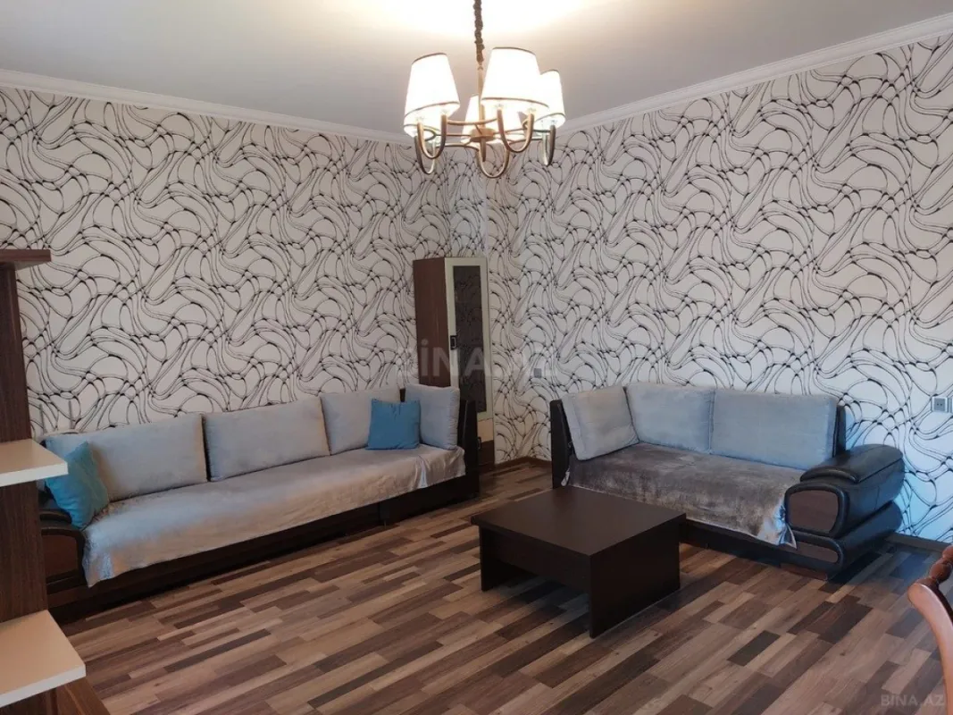 Kirayə verilir 2 otaqlı mənzil 80 m²