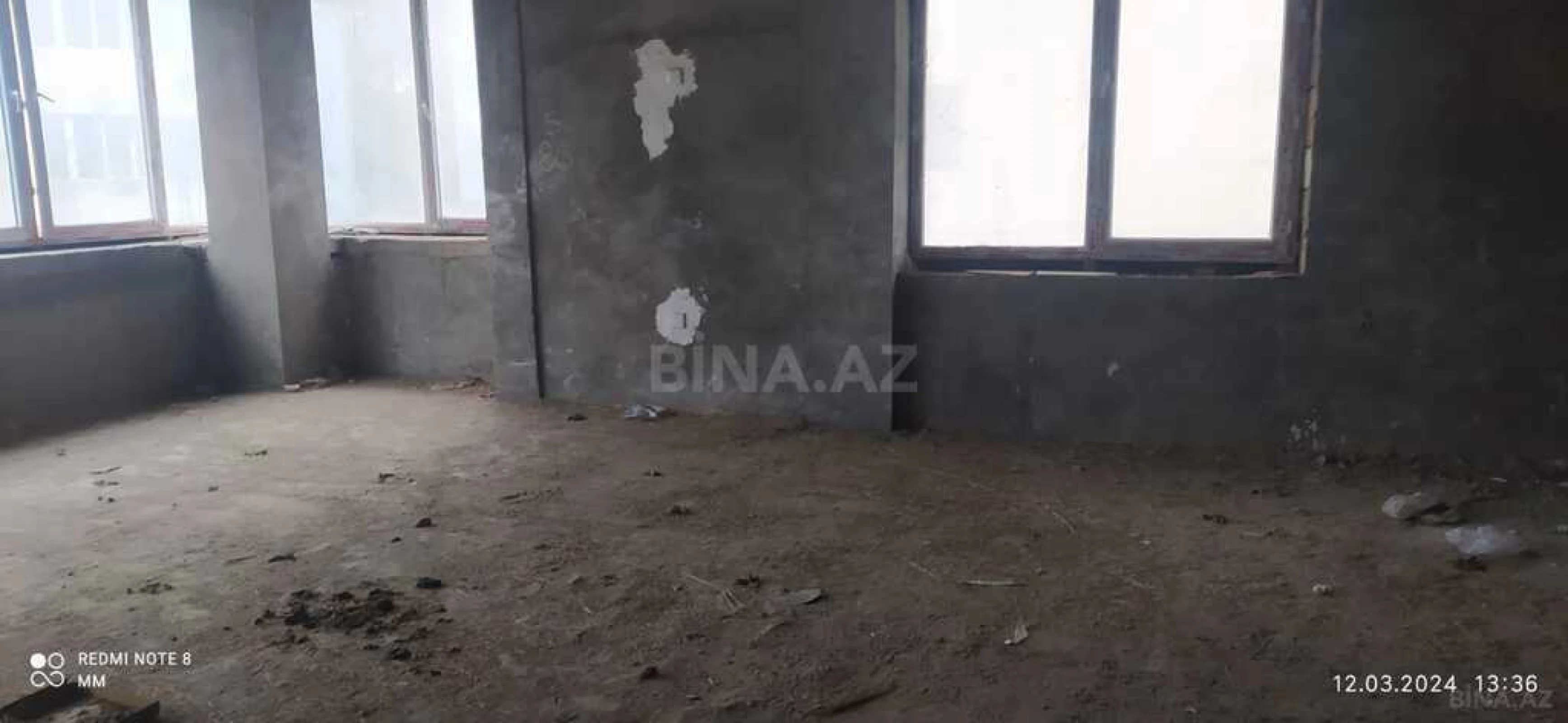 Satılır 2 otaqlı mənzil 92.5 m²