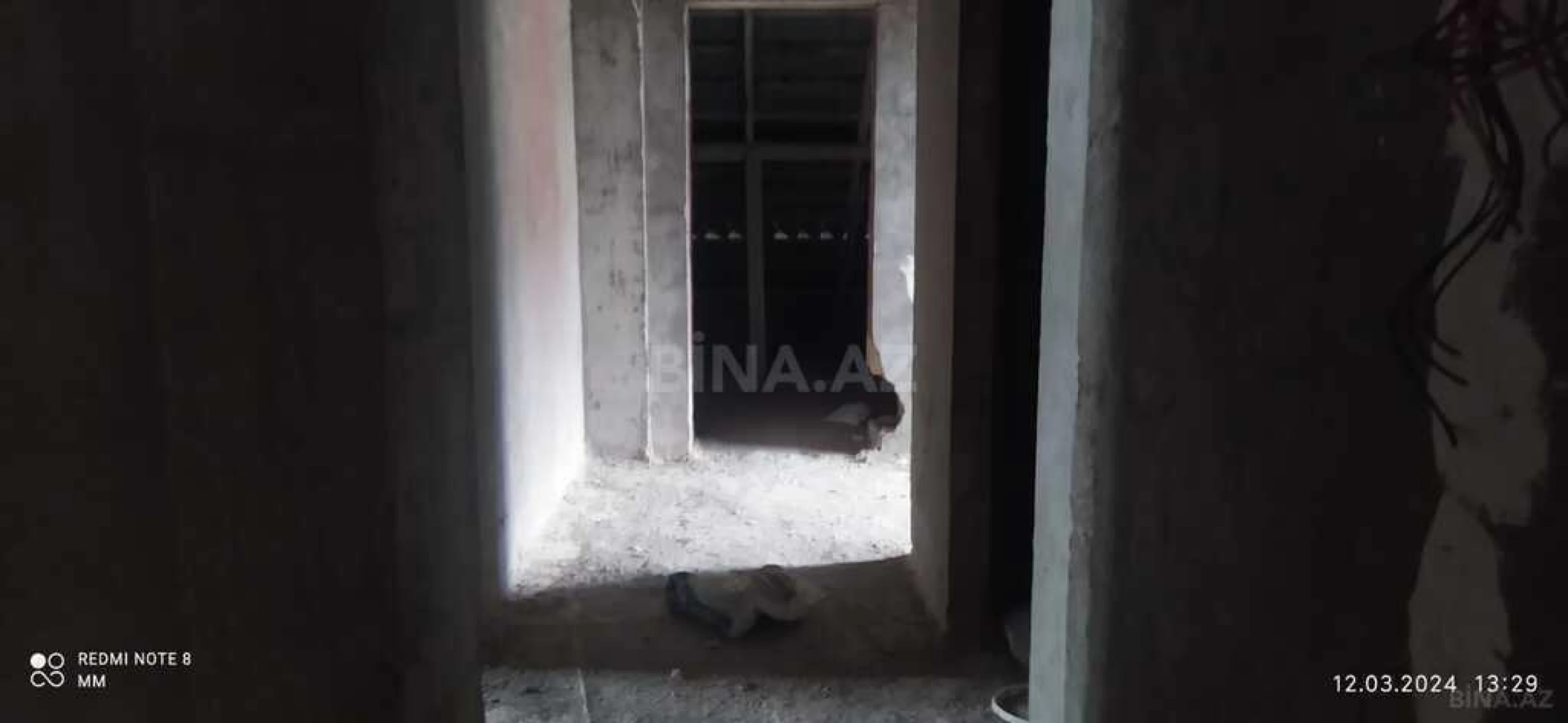 Satılır 2 otaqlı mənzil 92.5 m²