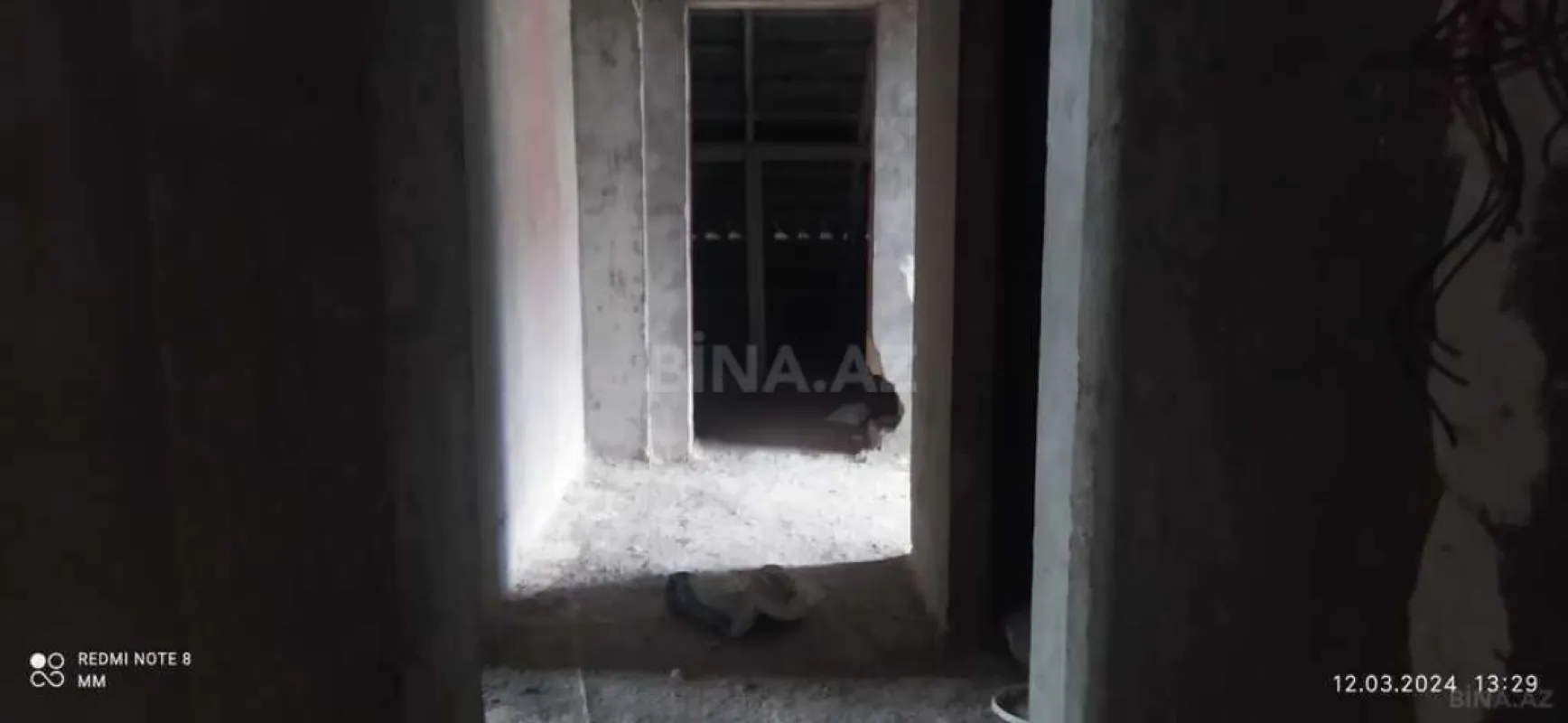 Satılır 2 otaqlı mənzil 92.5 m²